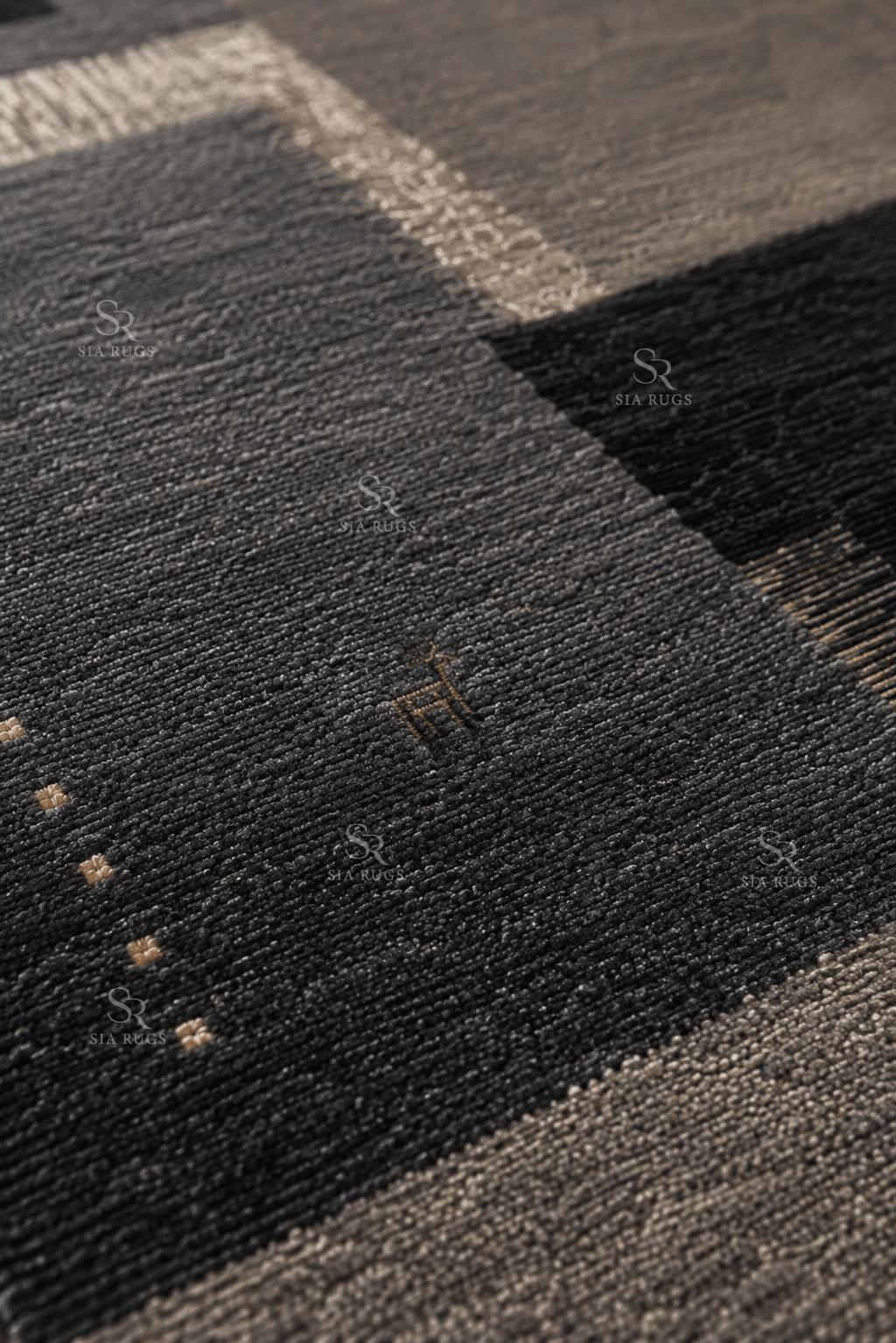 midnight-urban-blocks-hand-knotted-carpet (3)