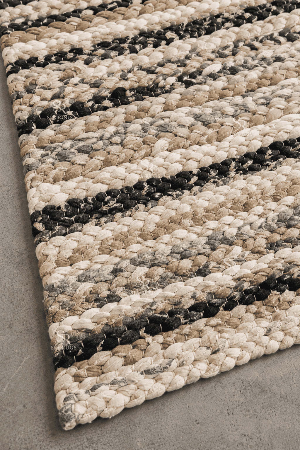 ivory-charcoal-second-life-handmade-rag-rug (1)
